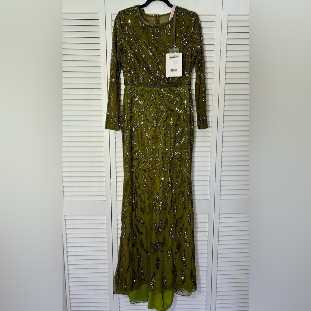 NWT Mac Duggal  5124 Green/Olive
Beaded Long Sleeve Evening Gown 8 - Picture 7 of 14